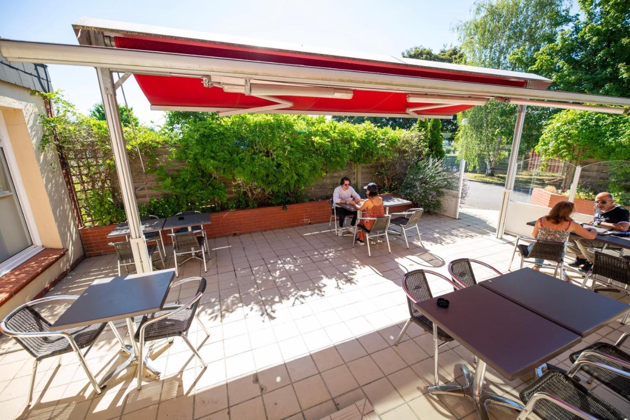 Hostellerie Saint Vincent Beauvais Aeroport מראה חיצוני תמונה